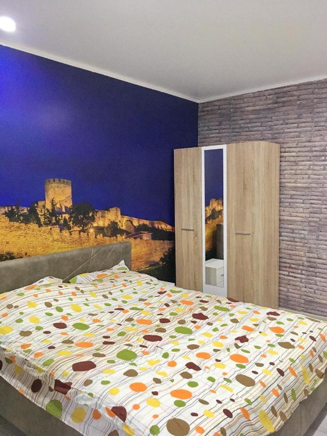 Hotel Guest Hause Gusar à Belgrade Extérieur photo